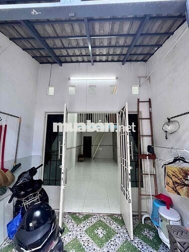 Nhà quận 12 giáp gò vấp 45m2 2 tầng hẻm 5m nhà mới ở ngay chỉ hơn 3 ty