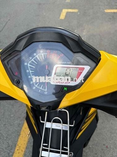 WINNER V1 2016 Biển số TP