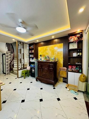 Bán nhà phố Thanh Đàm, 36m2, 4 tầng, mặt tiền 4m, vị trí rất đẹp, ô tô