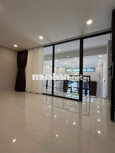 BÁN NHÀ MẶT TIỀN ĐƯỜNG SỐ 5 TRUNG TÂM Q7