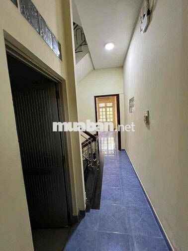 Mặt bằng kinh doanh hoặc văn phòng đường Trần Văn Dư