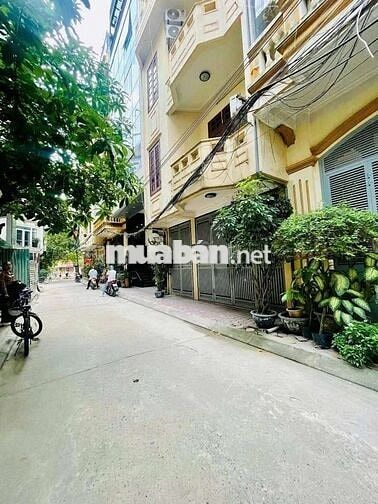 Nhà phân lô Phạm Tuấn Tài, Cầu Giấy 70m2 , 5T , Ô tô tránh- 26.5 Tỷ