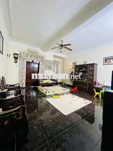 Nhà phân lô Phạm Tuấn Tài, Cầu Giấy 70m2 , 5T , Ô tô tránh- 26.5 Tỷ