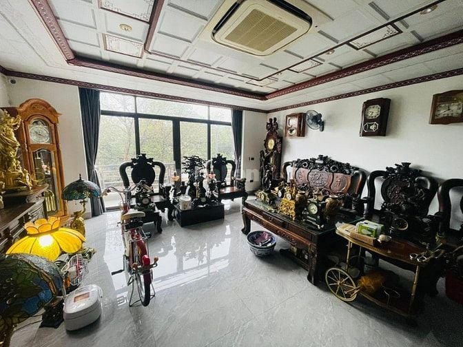 Bán nhà Nguyễn Cảnh Dị - Đại Kim 90m2, đường 10m, vỉa hè, ô tô tránh
