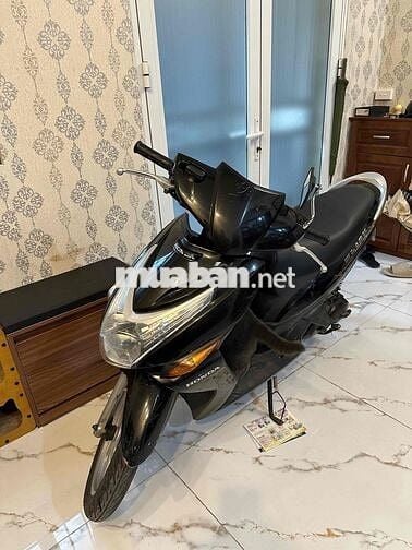 Click đẹp máy nguyên bản chất, tiết kiệm xăng
