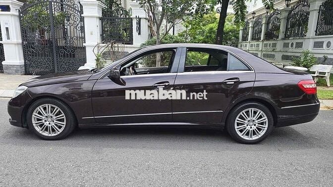 Mercedes Benz E Class 2010 - 63376 km