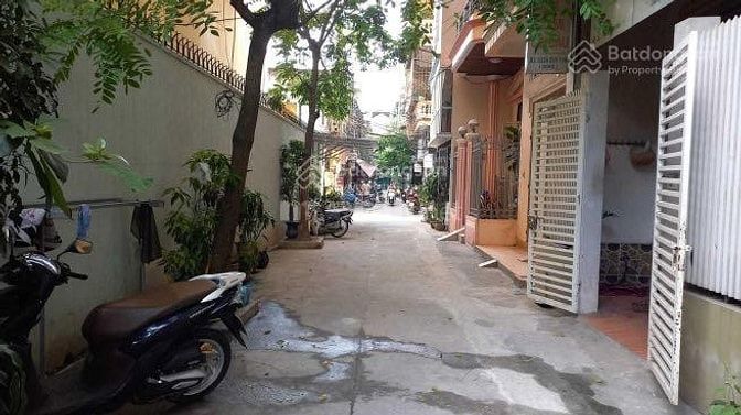 BÁN GẤP - ĐẤT PHỐ ĐÀO TẤN - LINH LANG - 90M - MT 4M - 2 MẶT THOÁNG 