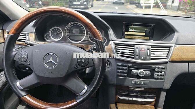Mercedes Benz E Class 2010 - 63376 km