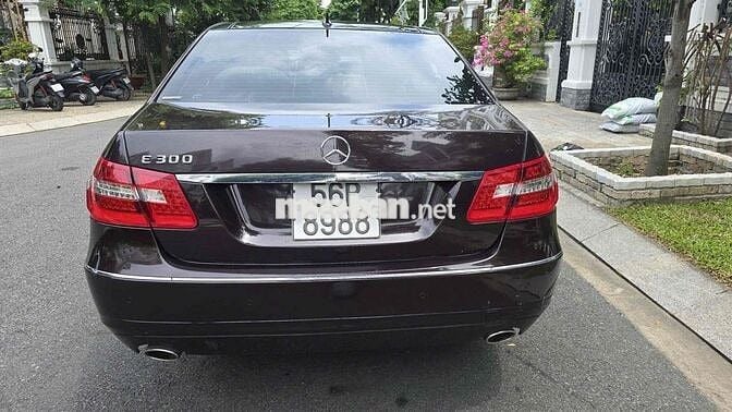 Mercedes Benz E Class 2010 - 63376 km