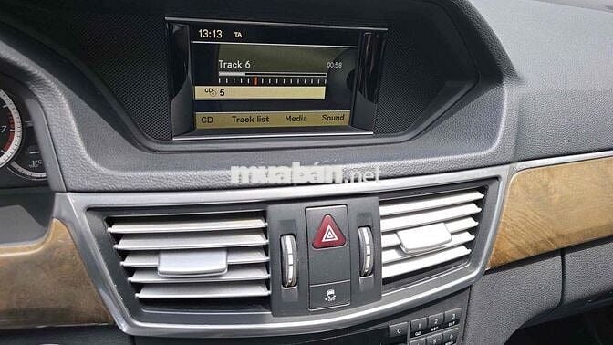 Mercedes Benz E Class 2010 - 63376 km