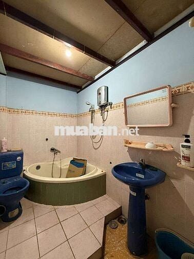 Nhà 3 Tầng Xe Tải Thông, Khu Cộng Hoà, Gần T3