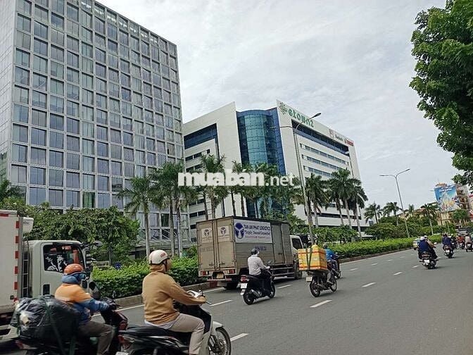 Nhà 3 Tầng Xe Tải Thông, Khu Cộng Hoà, Gần T3