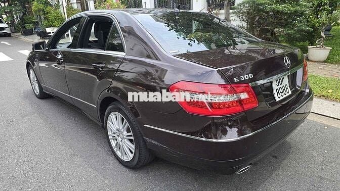 Mercedes Benz E Class 2010 - 63376 km