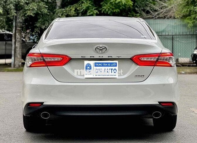 Toyota Camry 2020 2.5Q - 82000 km