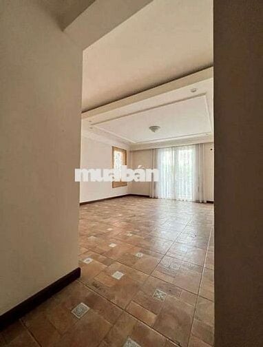CHO THUÊ VILLA 39B  ĐẸP KHU VIP NỘI BỘ  ĐƯỜNG PHỔ QUANG NGAY TÂM ANH