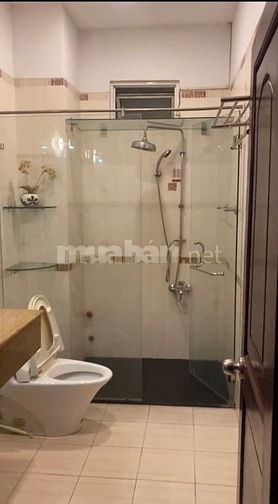 Nhà mặt tiền đường số 30 Tân Quy Đông Q7, dt; 6,5x16m 4 lầu giá 38 tr