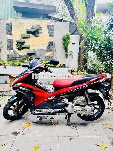 Xe không đi cần nhượng lại