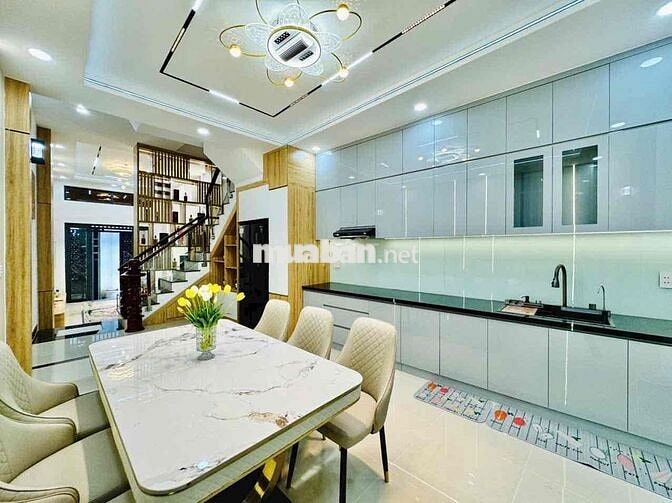 Nhà 4 Lầu , Phạm Văn Chiêu, 4.1m  * 18m , P9, Gò Vấp .