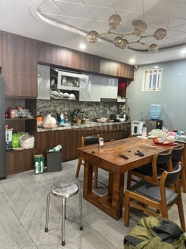 Cho thuê căn hộ tầng trệt cao cấp