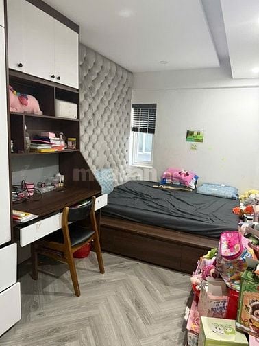 Cho thuê căn hộ tầng trệt cao cấp