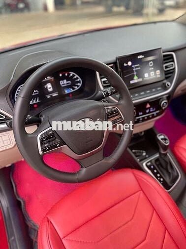 Hyundai Accent 2022 - 42000 km