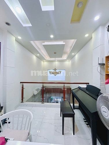 NHÀ 4 TẦNG- 46m2 KHU DÂN CU- HẺM 4m
