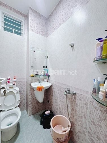NHÀ 4 TẦNG- 46m2 KHU DÂN CU- HẺM 4m