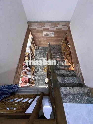 NHÀ PHỐ 2 TẦNG ĐẸP ĐƯỜNG XE TẢI HUỲNH THỊ NA GIÁP RANH QUẬN 12,SIÊU RẺ