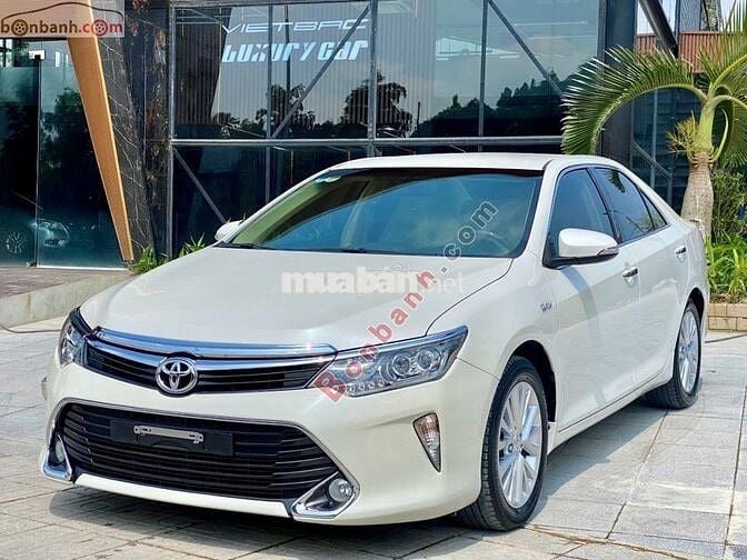 Toyota Camry 2.0E 2019 - 666 Triệu