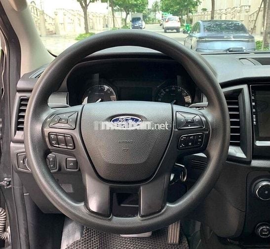 Ranger XLS 2019 tự động đi 8vkm giá hợp lý