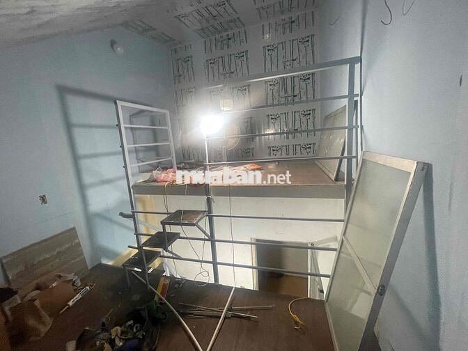 TẬP THỂ MAY MƯỜI TẦNG 3 - SDCC 10m2 lô góc
