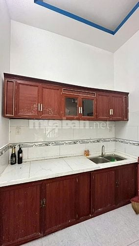 Nhà 1 trệt 1,dt(4x10) lầu khu vực Hóc Môn ngay chợ Nhị Xuân giá 595tr