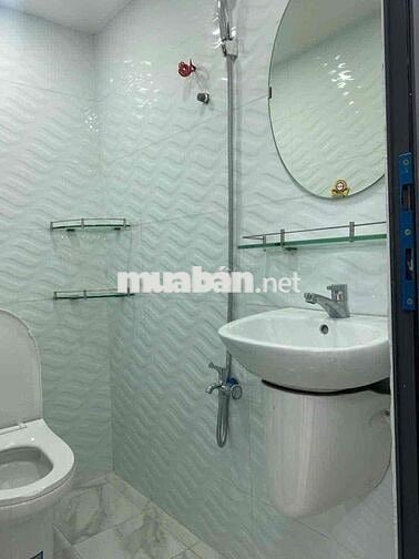 nhà xinh xắn 30m2 , 2 phòng ngủ , huỳnh tấn phát , phú xuân , nhà be