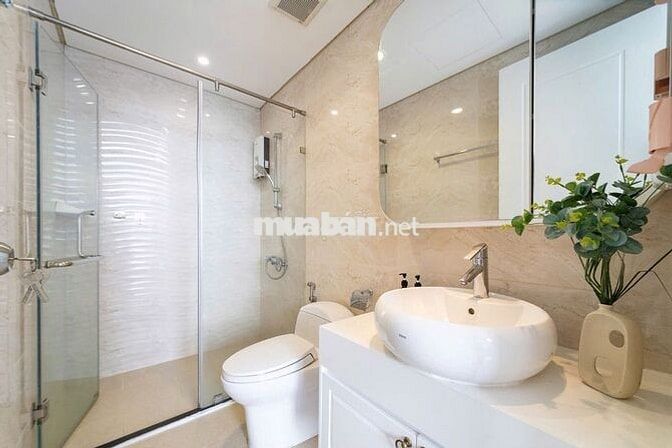 CHỦ ĐANG CHO THUÊ CĂN HỘ 2PN TÒA CENTRAL TẠI VINHOMES CENTRAL PARK