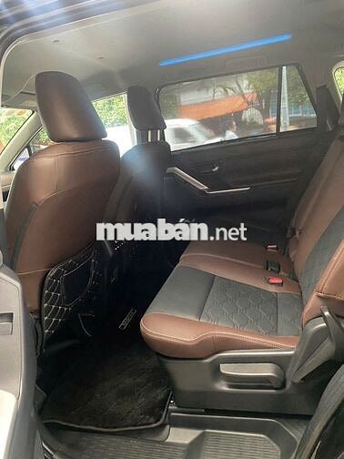 Toyota Innova Cross 2025 lướt, giá tl