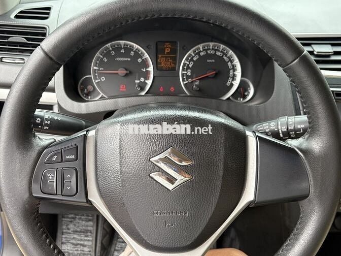 Suzuki Swift 2017 1.4 AT - 81000 km