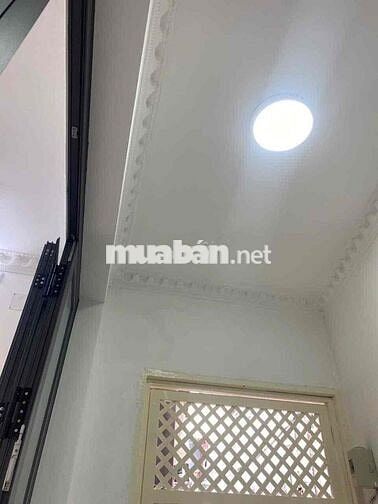 nhà xinh xắn 30m2 , 2 phòng ngủ , huỳnh tấn phát , phú xuân , nhà be