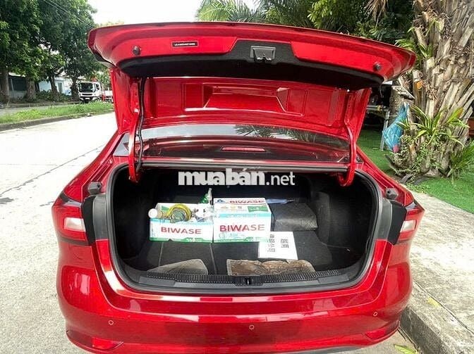 Mg5 2024 đỏ đã lăn bánh 12 tháng