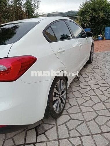 Gia đình cần bán KIA K3 số sàn