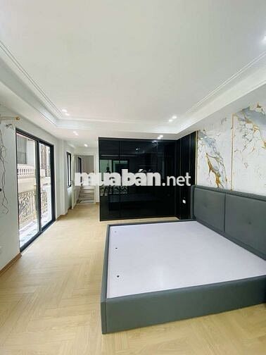 Bán nhà 7 tầng- phố Trạm phường Long Biên, gần Aeon, cầu Vĩnh Tuy.