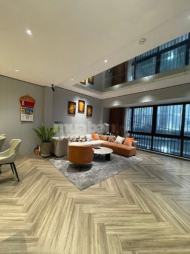 Bán nhà phố Bồ Đề. DT 64m2 x 7 tầng, MT 5,8m. Thang máy, gara ô tô. Gi