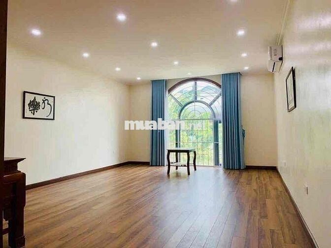 Chính chủ gửi bán gấp LKVăn Phú- công viên 365 - 100m nhỉnh24tỷ