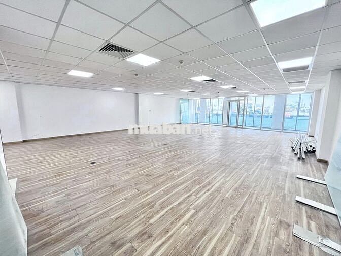 NHÀ MỚI XÂY, MẶT KÍNH ĐƯỜNG LÊ TRUNG NGHĨA, K300. NGANG 7M, 4 LẦU