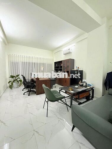 SIÊU PHẨM - 122D đường Nguyễn Hồng Đào.Diện tích: 5,2x20m DTSD 300m2