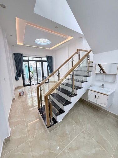 Bán căn nhà hẻm 30 Hoàng Việt - phường Tam Thắng - Vũng Tàu 