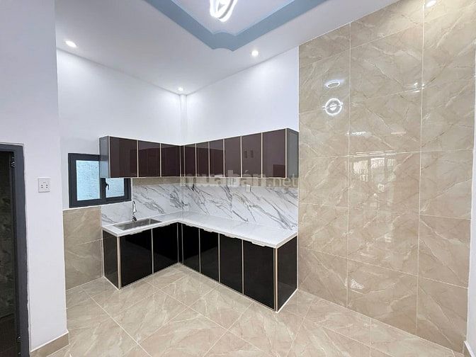 Bán căn nhà hẻm 30 Hoàng Việt - phường Tam Thắng - Vũng Tàu 