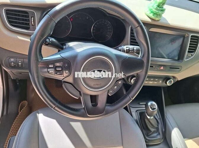Kia Rondo 2020 Deluxe - 82000 km