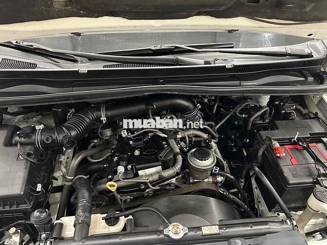 Toyota Innova 2019 2.0E - 92000 km