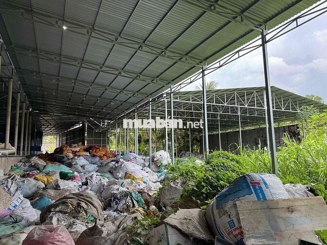 Đất nhà xưởng kho bãi + 1 cửa hàng đang bán và 1 nhà ở