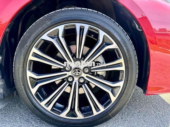 Toyota Corolla Altis 2023 1.8V - 27000 km